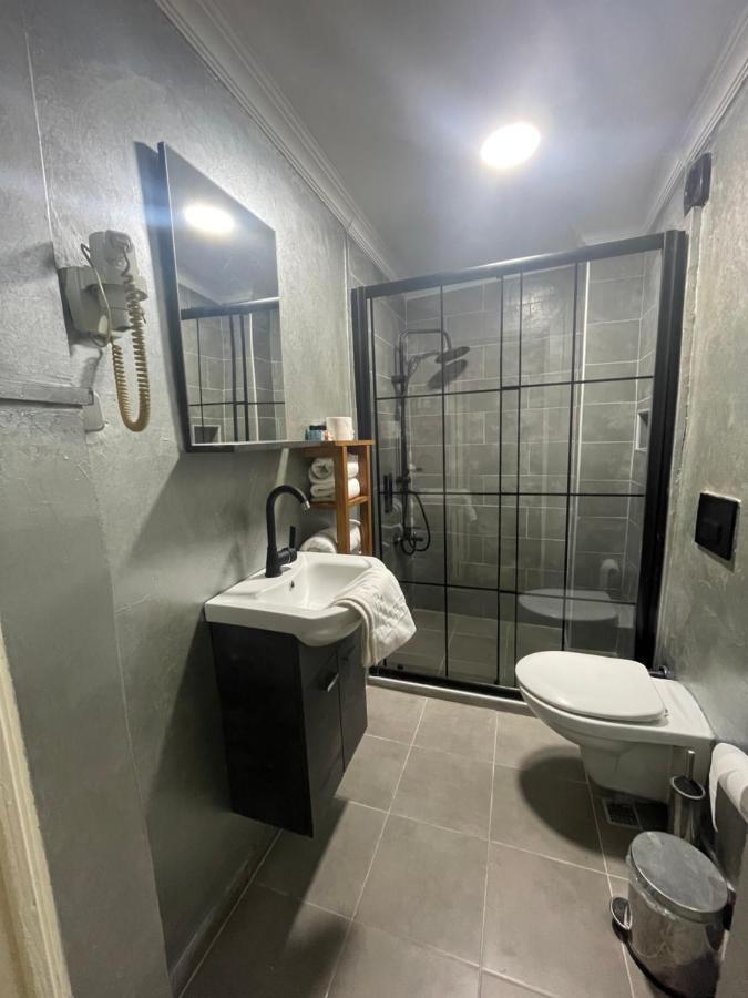 The Local Hostel & Guesthouse Istanbul Exteriör bild